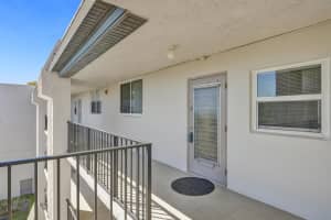 9235 Lagoon Pl 410, Davie, FL 33324 Sold 08/17/25