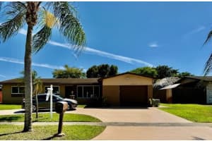 11420 Nw 18th St, Pembroke Pines