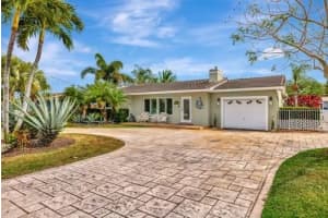 2358 SE 11th St, Pompano Beach, FL 33062 Sold 11/24/25