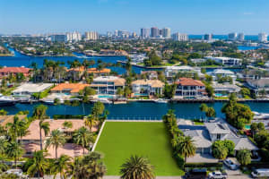 2455 Del Lago Dr, Fort Lauderdale, FL 33316 - MLS#F10493638