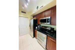 2401 NE 65TH ST 408, Fort Lauderdale, FL 33308 - MLS#F10493667