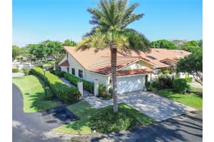 603 Deer Creek Emerald Way East, Deerfield Beach, FL 33442 Sold 05/08/25