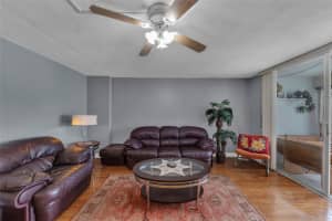 400 SE 10th St 110, Deerfield Beach, FL 33441 Sold 07/18/25