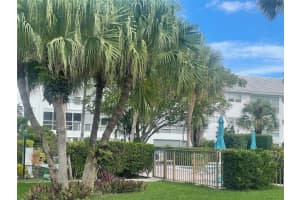 2050 Ne 39th St W103, Lighthouse Point