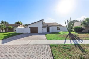 352 NW 41st Ave, Deerfield Beach, FL 33442 Sold 06/30/25
