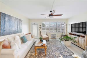 79 Westbury D 79, Deerfield Beach, FL 33442 Sold 07/11/25