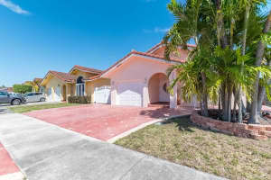 4925 SW 143rd Ave, Miami, FL 33175 Sold 04/30/25