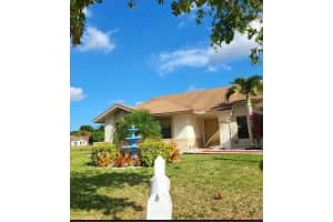 2661 Forest Dr, Miramar