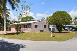 981 32nd Street, Fort Lauderdale, FL 33315 - MLS#F10494179