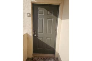 671 Cypress Lake Blvd 21G, Pompano Beach, FL 33064 Sold 05/27/25