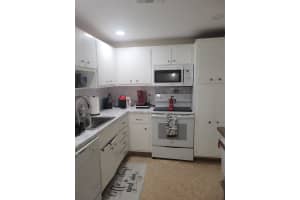 1980 S Ocean Dr 9B, Hallandale Beach, FL 33009 - MLS#F10494217
