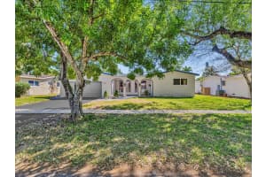 5090 SW 88th Ter, Cooper City, FL 33328 Sold 07/21/25