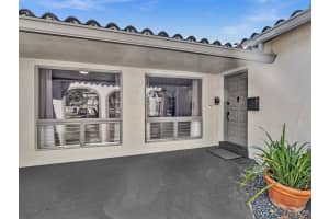 5090 SW 88th Ter, Cooper City, FL 33328 Sold 07/21/25