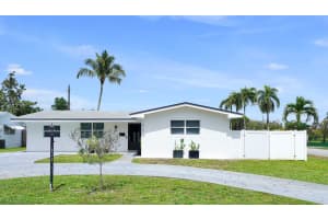 8101 NW 12th St, Pembroke Pines, FL 33024 Sold 05/23/25