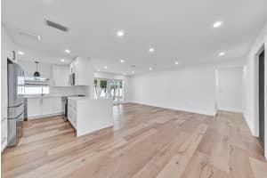 8101 NW 12th St, Pembroke Pines, FL 33024 Sold 05/23/25