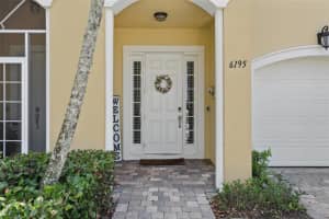 6195 NW Helmsdale Way, Port Saint Lucie, FL 34983 Sold 07/01/25