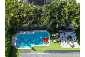 222 N Tradewinds Ave, Lauderdale By The Sea, FL 33308 Sold 11/18/25