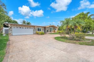 6757 PETUNIA DR, Miramar, FL 33023 Sold 08/29/25