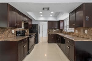 842 SW 68th Ave, North Lauderdale, FL 33068 Sold 01/15/26