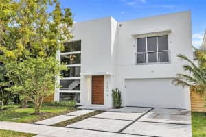 1504 NE 6th Ct, Fort Lauderdale, FL 33304 Sold 11/12/25