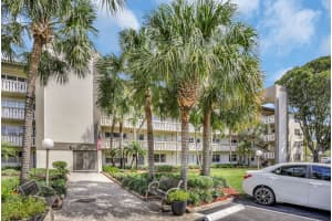 4701 Martinique Dr M4, Coconut Creek, FL 33066 Sold 10/21/25
