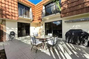 1840 San Juan Dr 24-B, Delray Beach, FL 33445 Sold 07/08/25