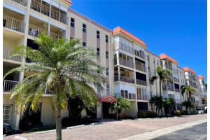 4629 Poinciana St 419, Lauderdale By The Sea, FL 33308 Sold 04/30/25