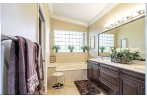 7732 NW 78th Pl, Tamarac, FL 33321 Sold 07/11/25
