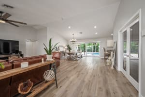 9760 NW 10th St, Plantation, FL 33322 Sold 05/13/25