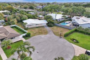2590 NE 41 Ct, Fort Lauderdale, FL 33308 Sold 07/10/25