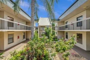 285 SE 10th St 7A, Deerfield Beach, FL 33441 Sold 07/10/25