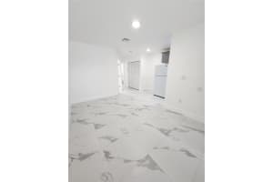 2466 Lincoln St 2, Hollywood, FL 33020 - MLS#F10494778