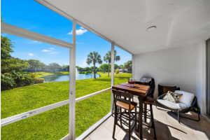 3641 Oaks Clubhouse Dr 106, Pompano Beach, FL 33069 Sold 07/15/25