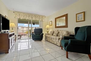 2861 NW 47th Ter 304b, Lauderdale Lakes, FL 33313 - MLS#F10494809