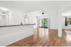 530 S Park Rd 22-11, Hollywood, FL 33021 - MLS#F10494813