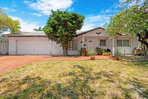 5713 NE 17th Ave, Fort Lauderdale, FL 33334 - MLS#F10494880