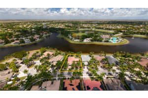 950 Marina Dr, Weston, FL 33327 Sold 04/30/25