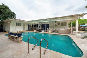 5220 SW 7th St, Plantation, FL 33317 Sold 06/13/25