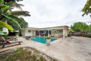 5220 SW 7th St, Plantation, FL 33317 Sold 06/13/25