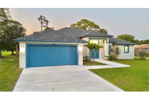 404 Gregory St, Fort Pierce, FL 34982 Sold 05/12/25
