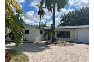 5800 SW 18th St, Plantation, FL 33317, Sold 03/28/25