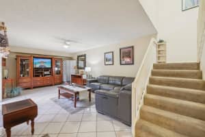 9890 NW 6th Ct, Plantation, FL 33324 Sold 08/01/25