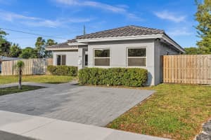 2019 NW 64th Ave, Sunrise, FL 33313 Sold 05/29/25