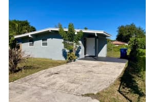 3041 Nw 66th St, Miami