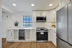3300 N Palm Aire Dr 308, Pompano Beach, FL 33069 Sold 06/03/25