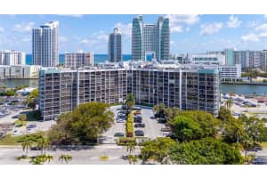 400 Leslie Dr 1001, Hallandale Beach