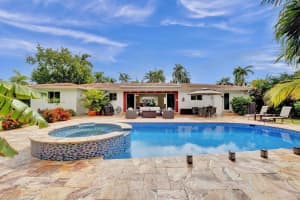 851 Harrison St, Hollywood, FL 33019 Sold 08/25/25