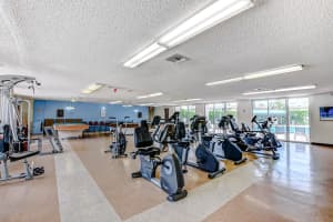 715 Lori Dr 315, Palm Springs, FL 33461 - MLS#F10495158