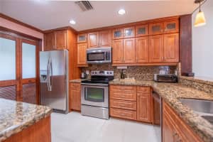 9889 NW 14th Ct 180, Pembroke Pines, FL 33024 Sold 07/23/25