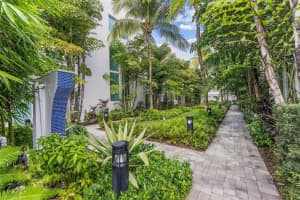 721 NE 4th Ave, Fort Lauderdale, FL 33304 Sold 05/02/25